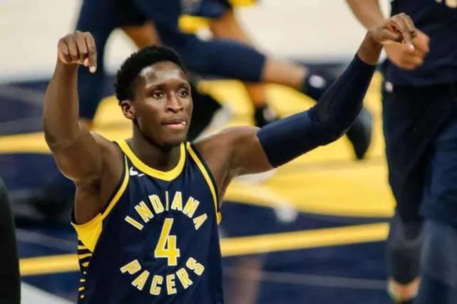 首大战中 首大战中