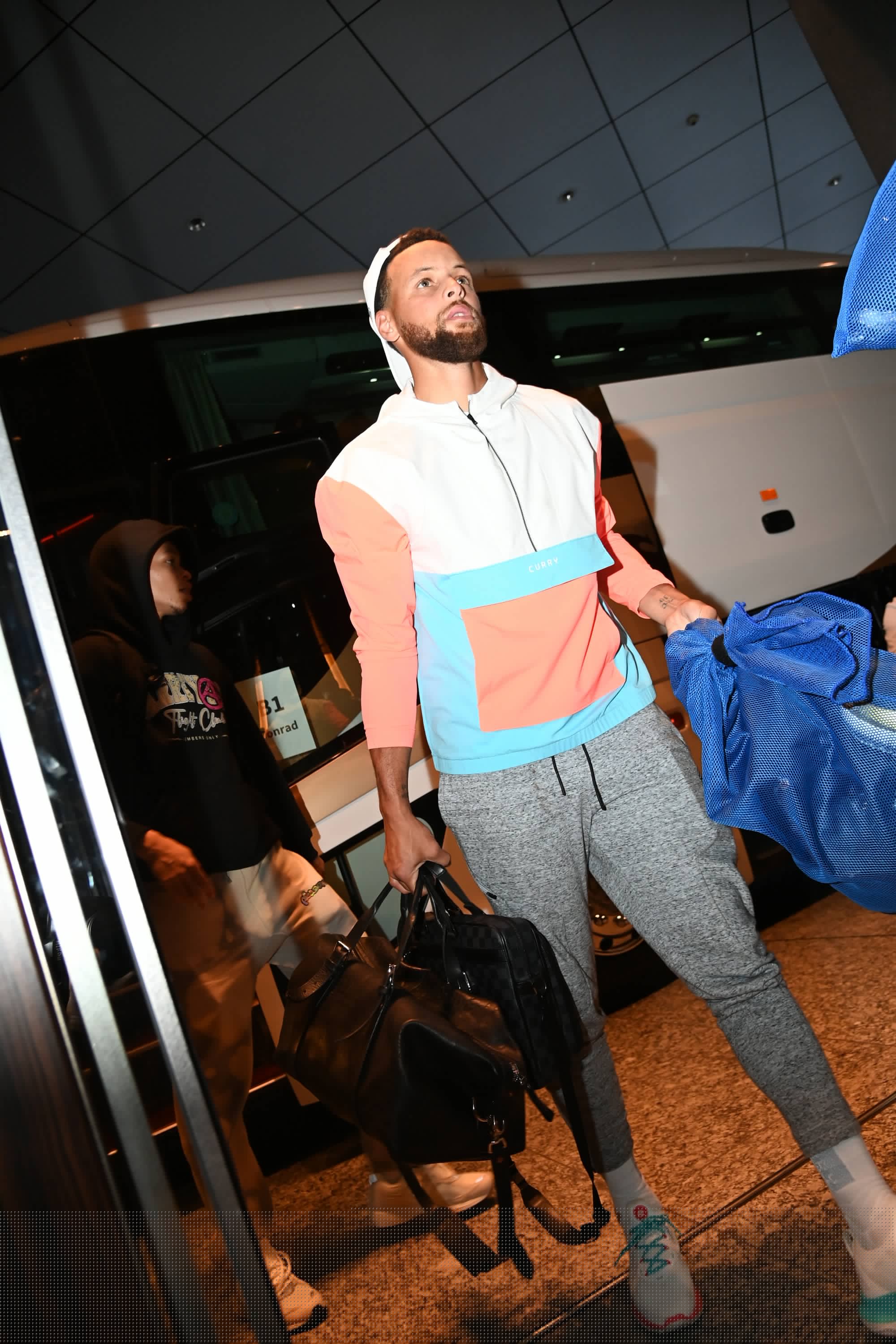 循环上走出 循环上走出